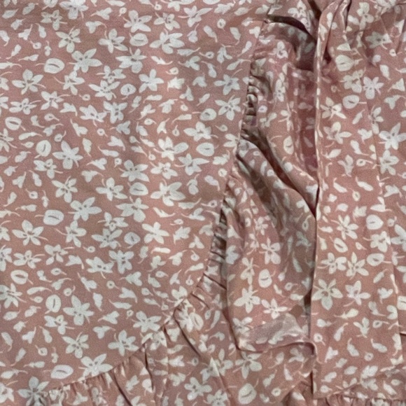 Pink Floral Skirt 🌸 - Picture 7 of 8